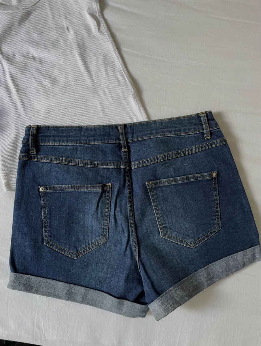 Jeans: Short en jeans  – Nuovo (secondo la descrizione) da Concise venduto da Lae99 3