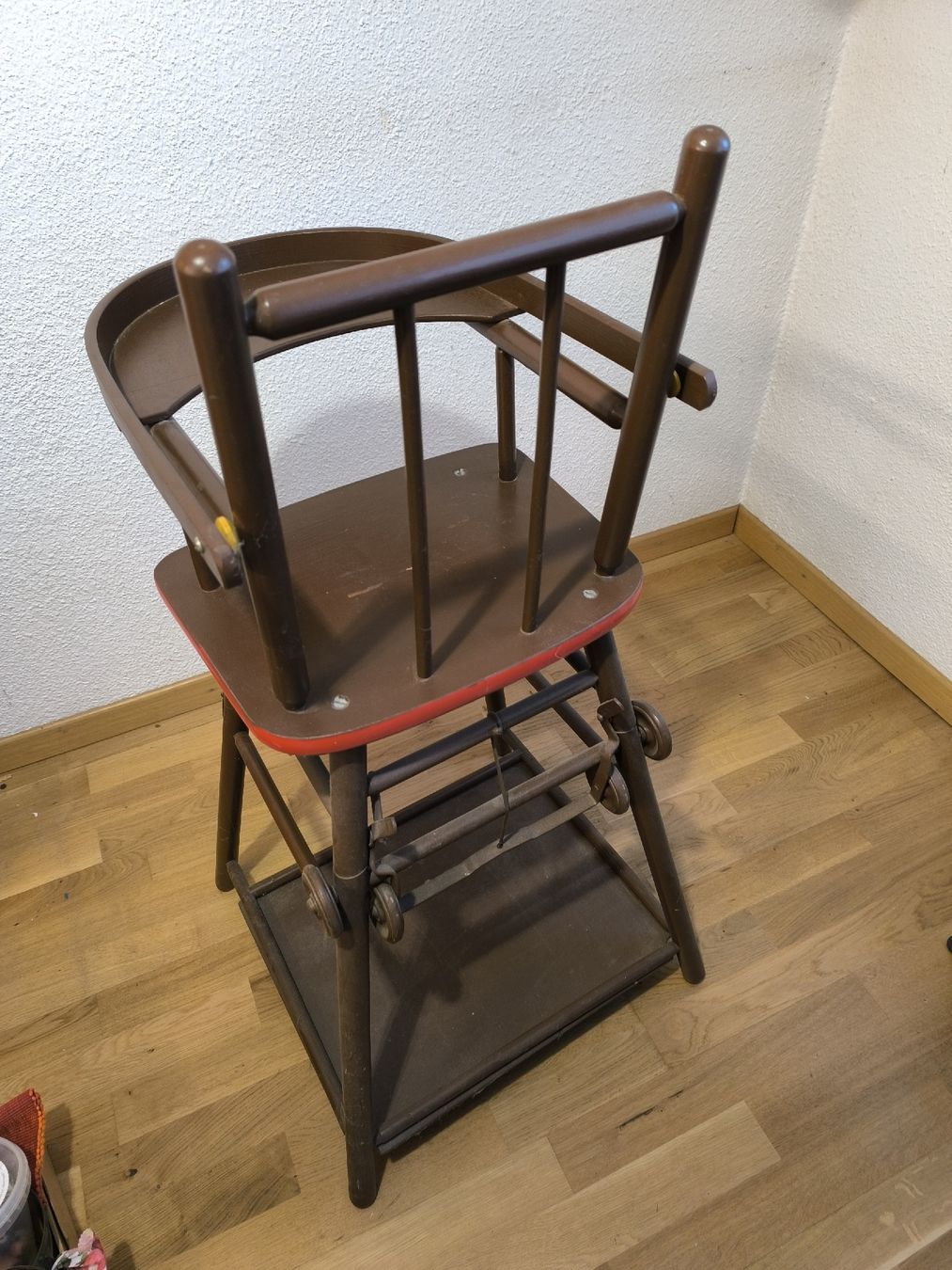 Chaises hautes: Vintage Kinderstuhl – D'occasion à Niederhasli par Bella053 2