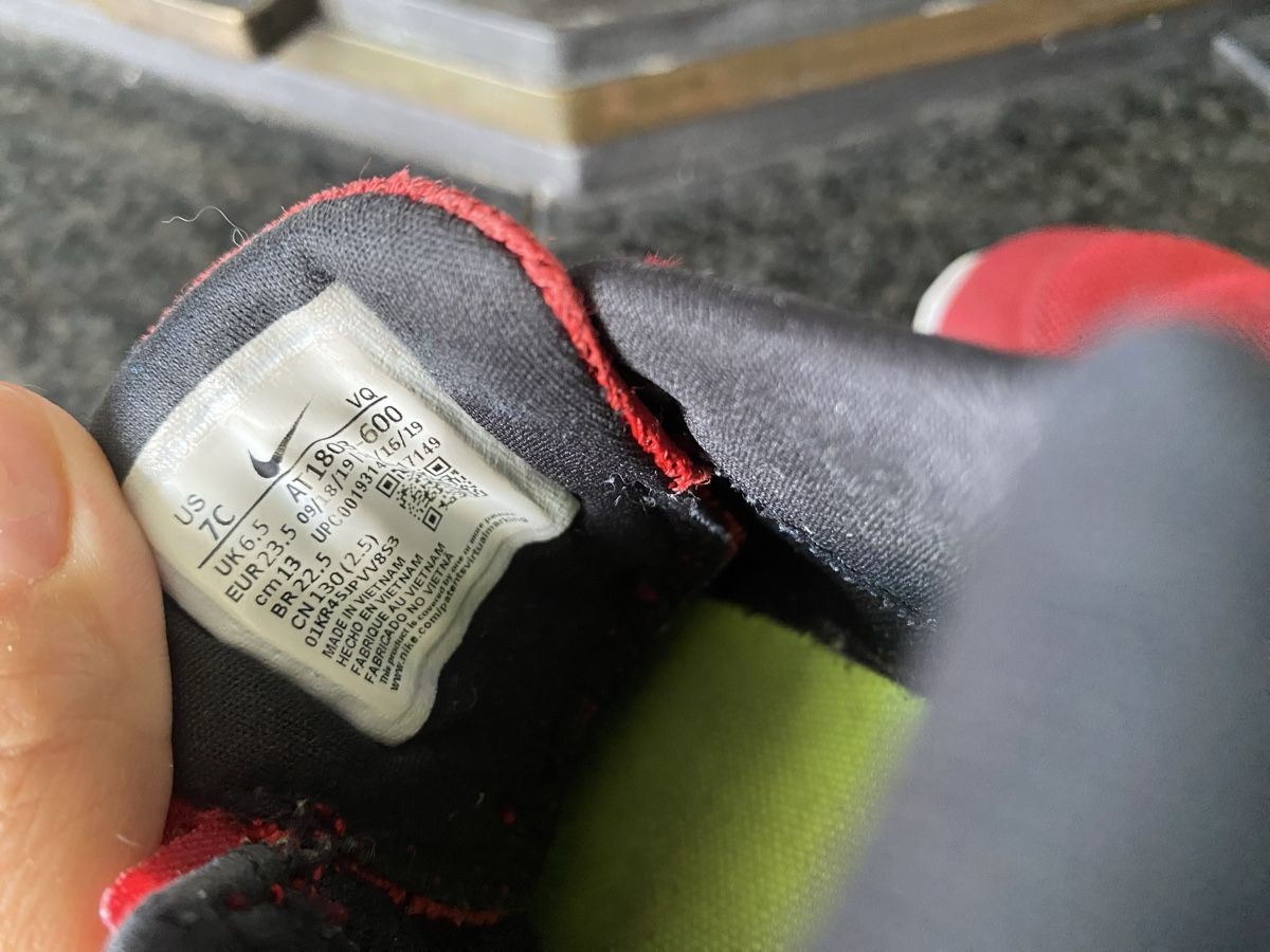 Nike Scarpe per ragazzi: Nike &Geox size 23,5 – Usato da Blonay venduto da art_7f87 5