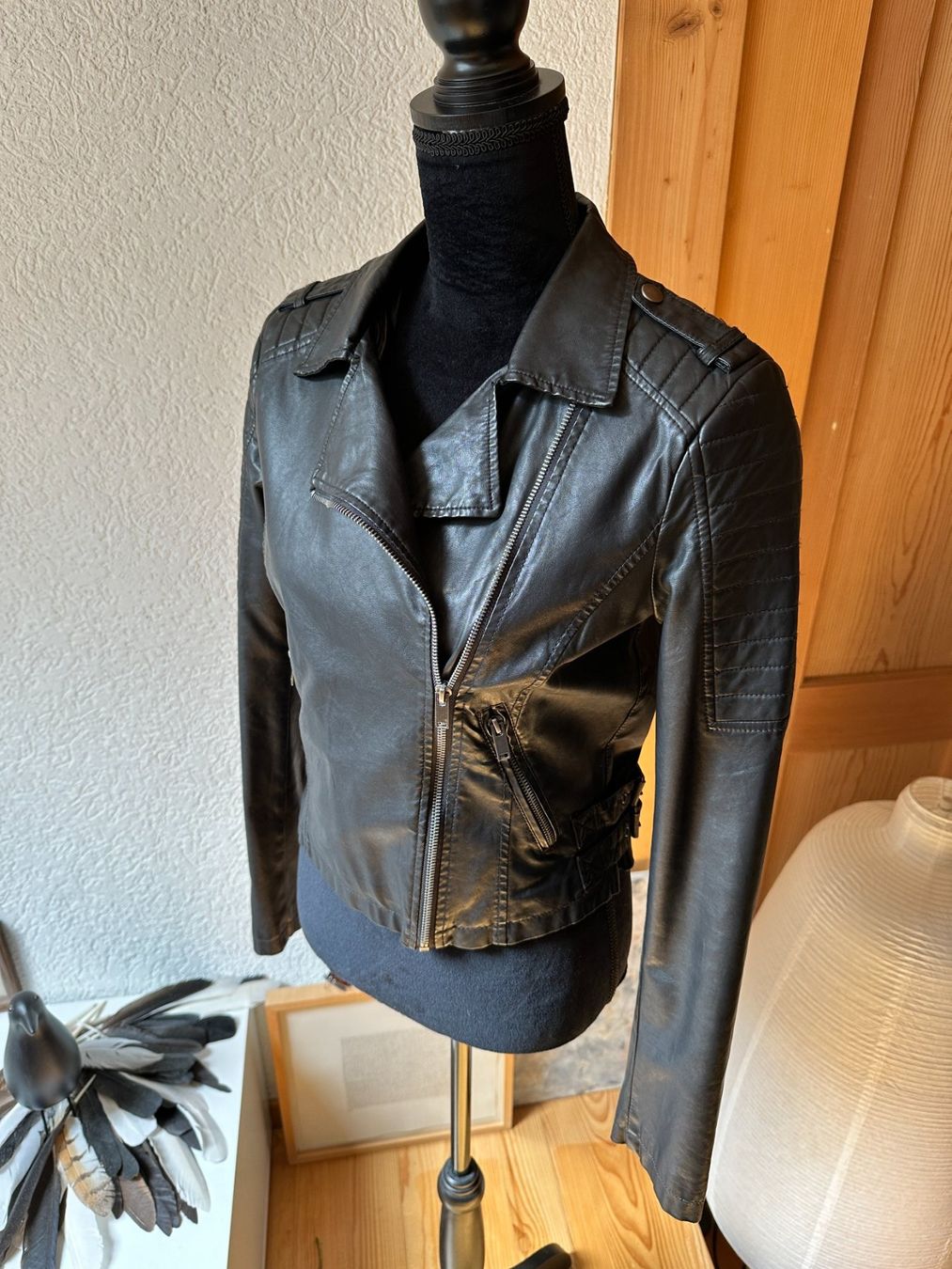 Esprit Jacken: Kunstlederjacke von Esprit, Grösse S – Gebraucht aus Gümmenen von FelizitasHermann 2