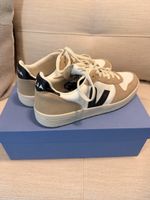 Sneaker Veja V-10 weiss beige Gr. 43