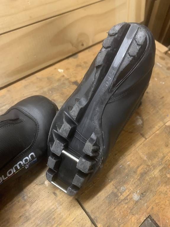 Atomic Sci: Skis de fond et chaussures – Usato da Collonge-Bellerive venduto da CricriWhite 3