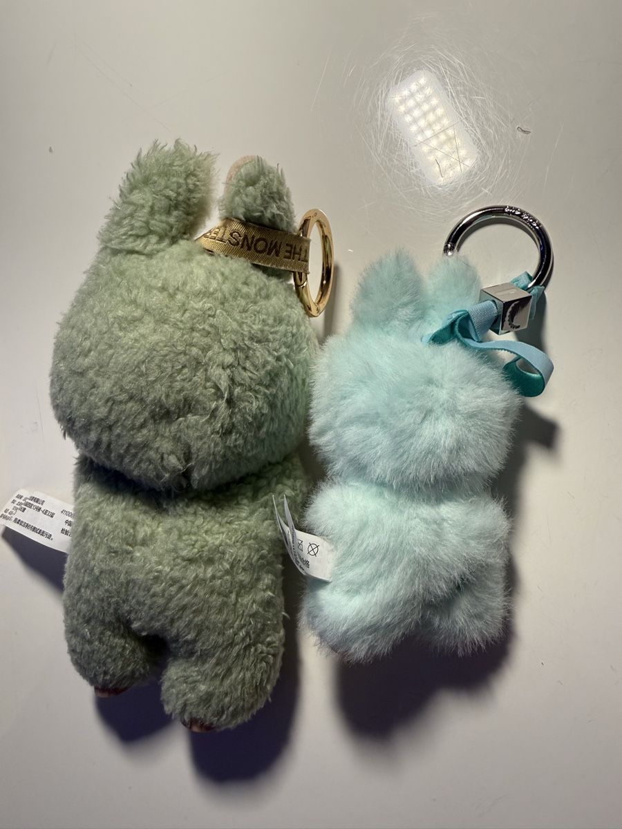 Pop Mart Figurines: 2 original Labubus from Popmart – Neuf (Voir description) à Winterthur par hachiscutecloset 2