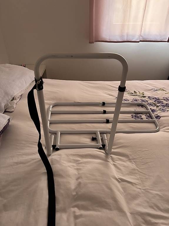 Altro in Decorazioni & Accessori: Robusta sponda letto regolabile – Usato da Lugano venduto da los_wnc8 4