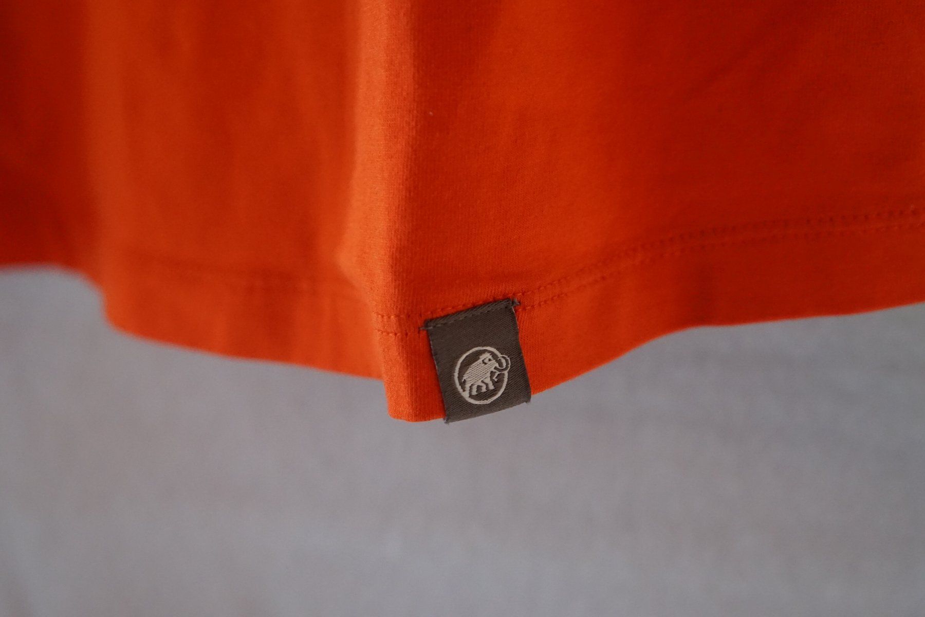 Mammut Top: MAMMUT - Top Super Trop Chou ! Taille M – Usato da Haute-Nendaz venduto da EmptyCloset 4