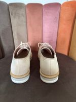 Tamaris Schnürschuhe beige Grösse 40 Leder guter Zustand