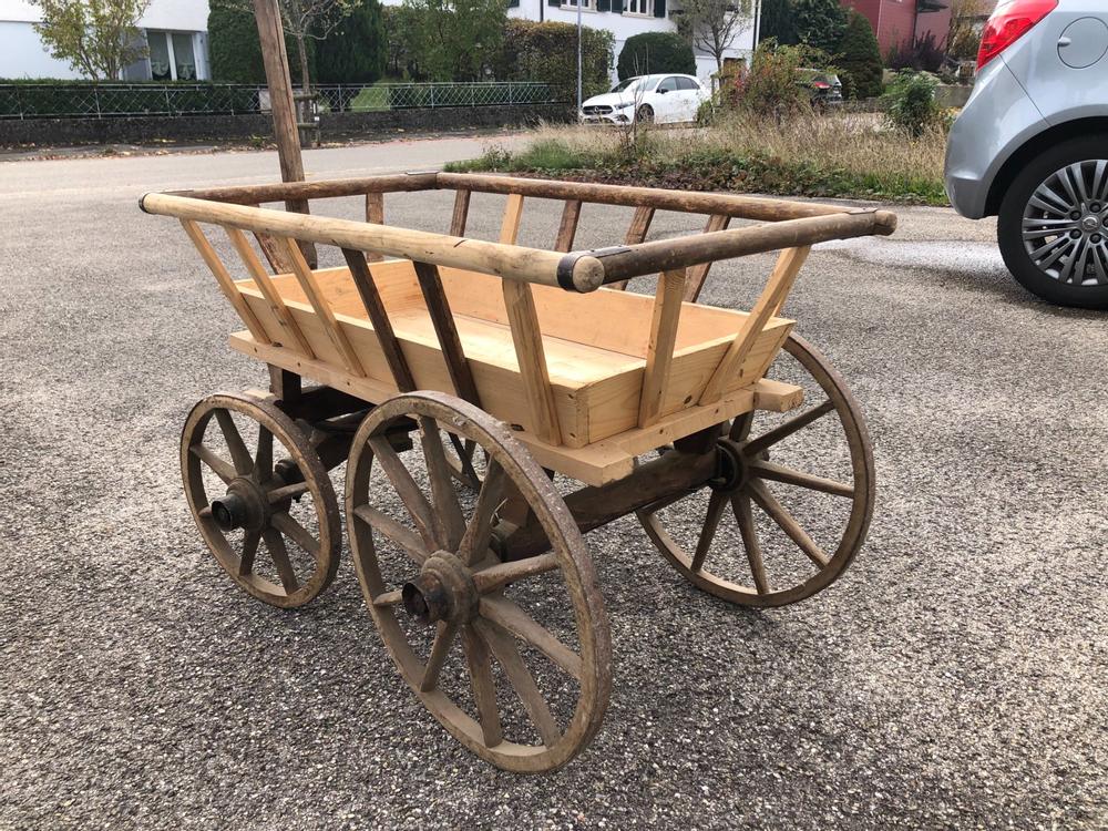 ANCIEN CHARIOT BOIS WESTERN