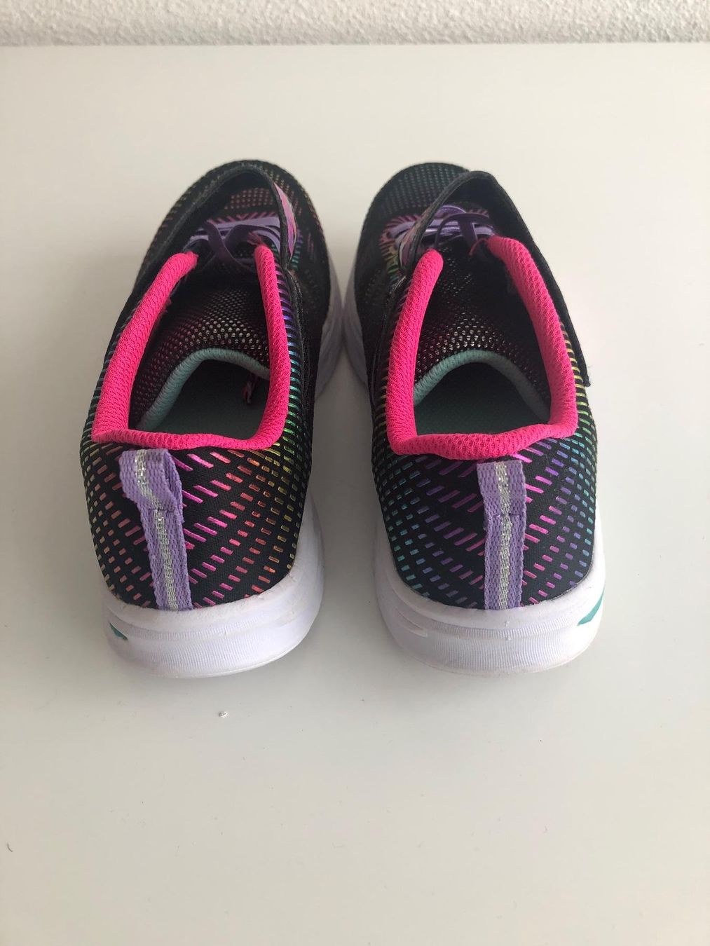 Skechers Scarpe per ragazze: Skechers Sneaker Gr. 35 Mit Licht – Usato da Egg b. Zürich venduto da egg2665 1