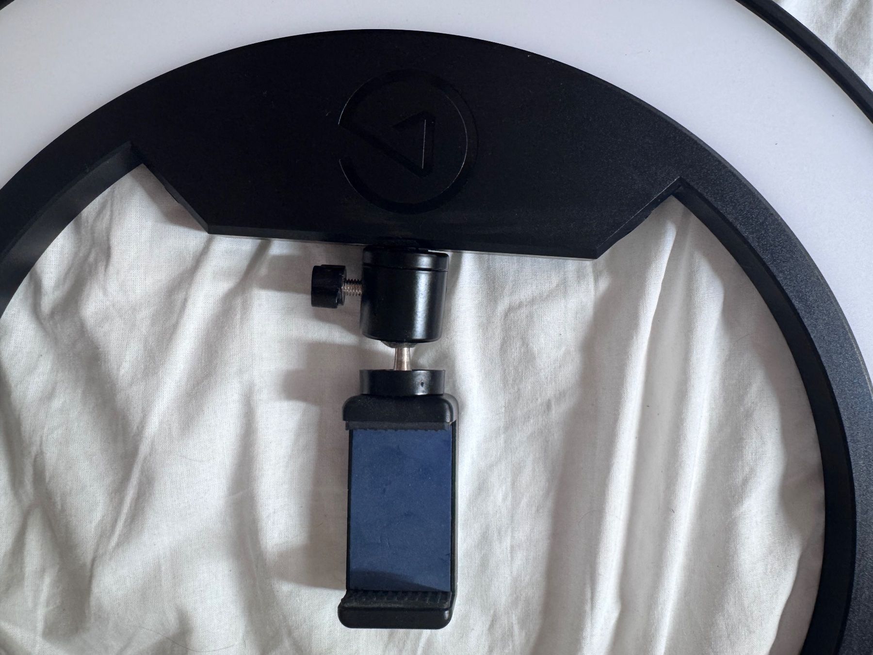Elgato Lampes: Ring light Elgato LED 2500 Lumens, dimmable – D'occasion à Dübendorf par peg_rg2v 1