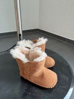 Baby UGG Boots Neu Gr. 18 (6-12 Monate)