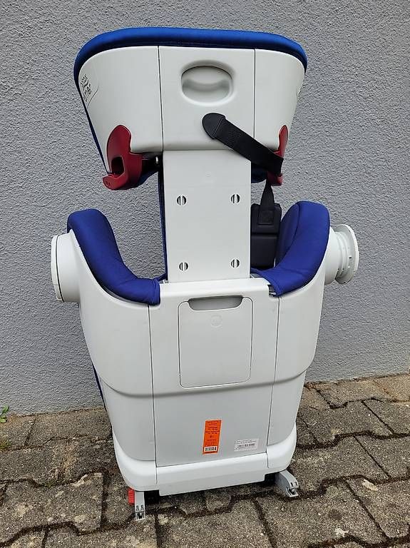 Britax Römer Seggiolini per auto: Britax Römer Kidfix II XP SICT Kindersitz – Usato da Oberflachs venduto da Scheldi 2