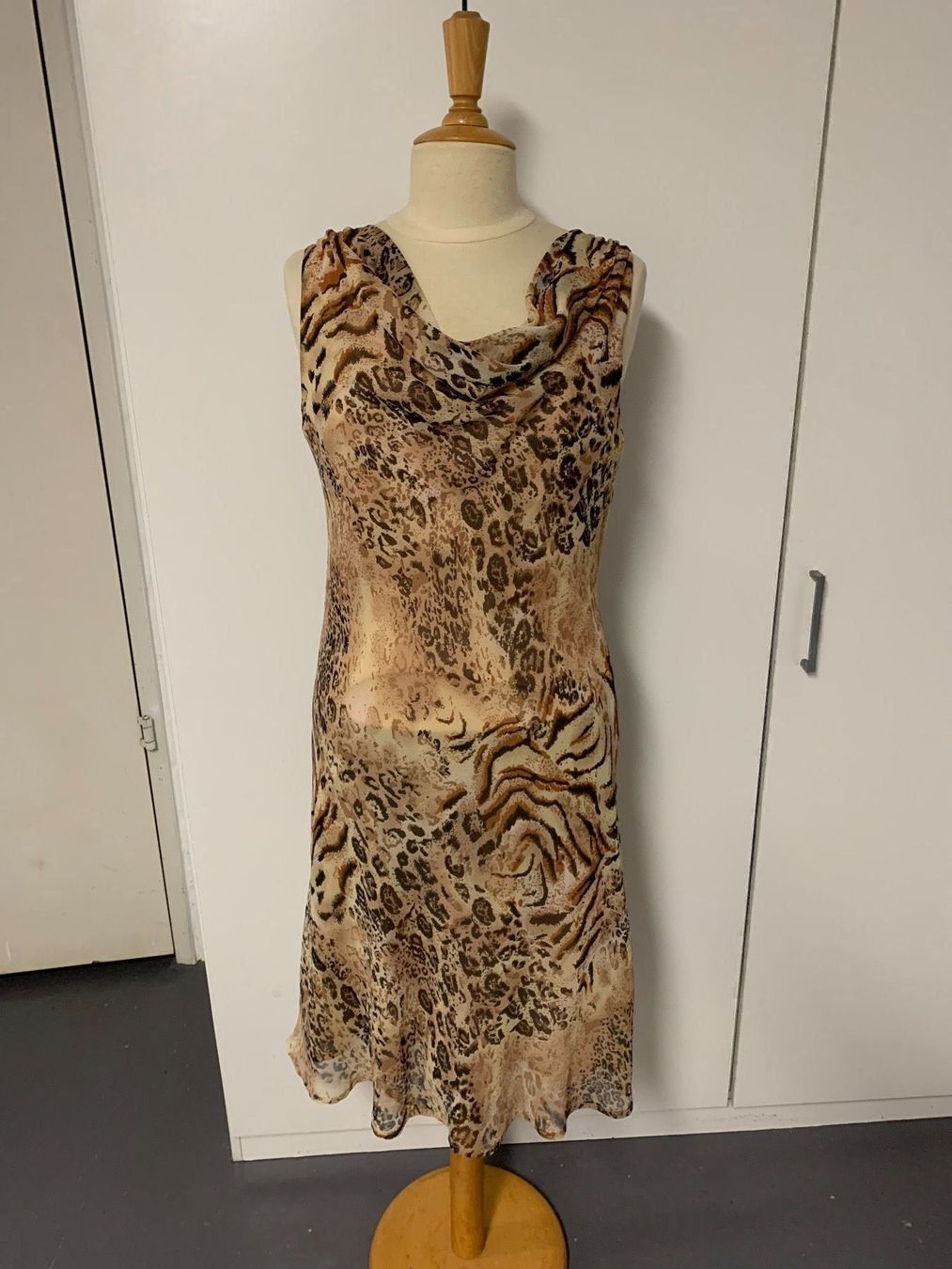 Vestiti: Kleid neu Gr. 40 Coconut – Nuovo (secondo la descrizione) da Biel-Benken BL venduto da PANORMUS