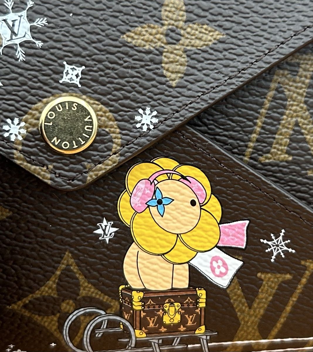 Louis Vuitton Borse da donna: LOUIS VUITTON Ensemble Pochette Vivienne Kirigami – Nuovo e nell'imballaggio originale da Schönenwerd venduto da elissa02 3