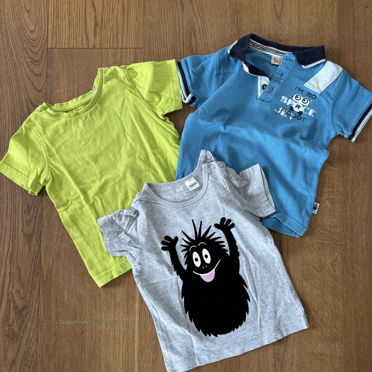 Lotti & Set di vestiti: 3x T-Shirts Gr 80 – Usato da Gommiswald venduto da fri_c9l2