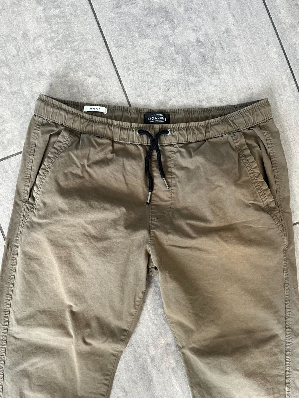 Pantalons: Hose Grün – D'occasion à Otelfingen par Denis_ZH 1