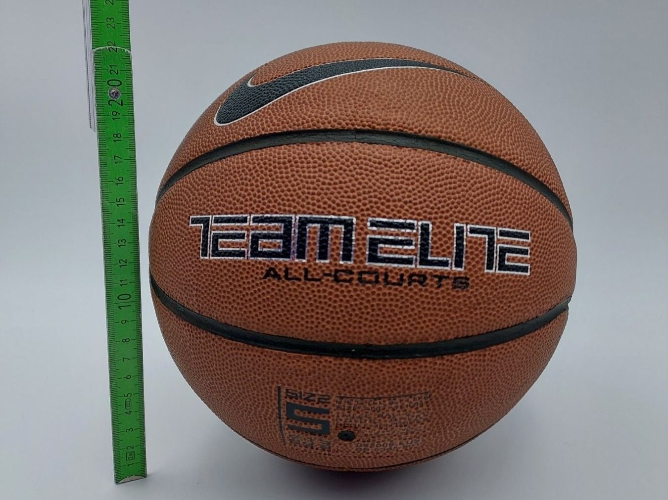 Nike Bälle: Nike Team Elite, All Courts Basketball, Size S, 2009 – Gebraucht aus Wil SG von Donaldus 3