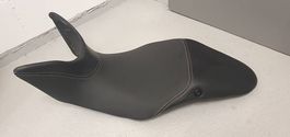 Tiefe Sitzbank Triumph Speed Triple 2012