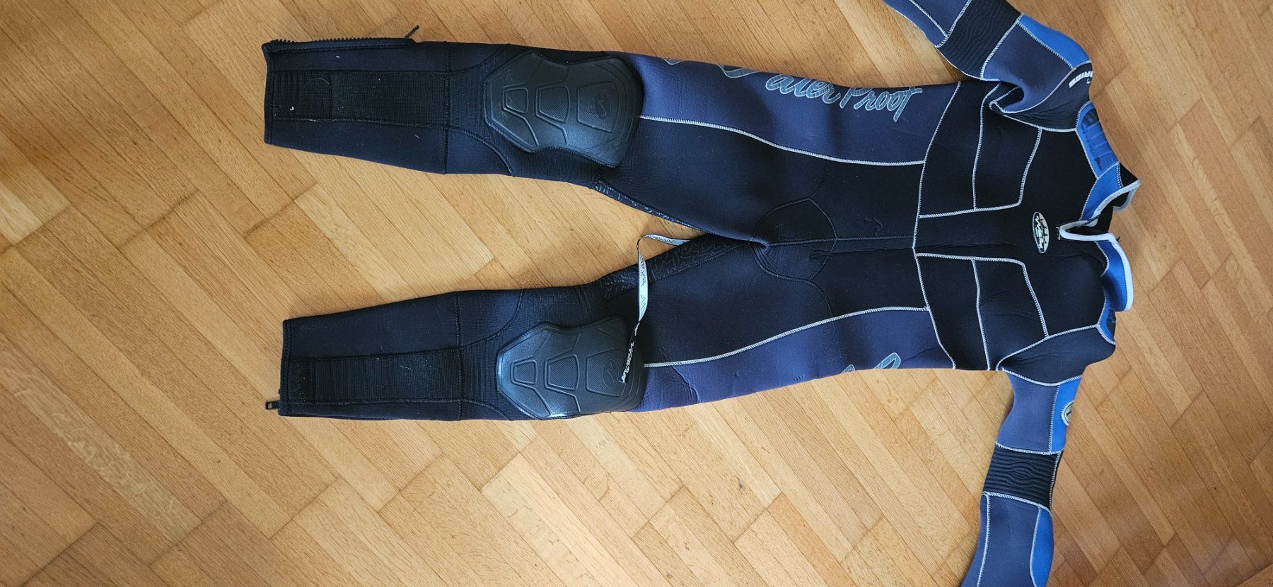 Combinaisons de plongée: Tauchanzug Neopren – D'occasion à Schmerikon par babels01