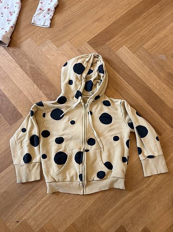Lotti & Set di vestiti: Mädchen Kleiderpaket, Grösse 146/152 Herbst – Usato da Basel venduto da caroleamshoppen 2