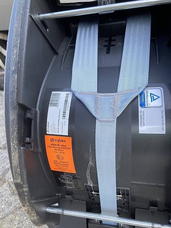 Seggiolini per auto: Cosi Cybex Aton M i-size  – Usato da Lutry venduto da dom_nps7 1