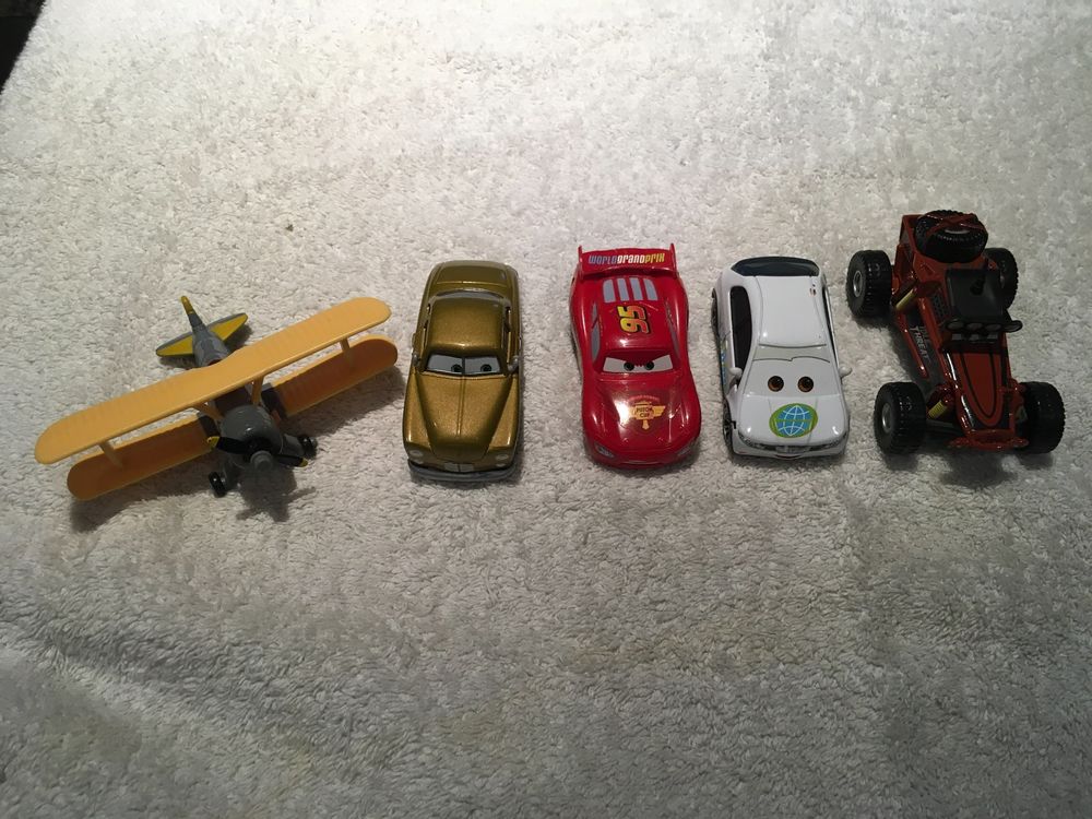 Disney Cars Auto (Gebraucht) in für CHF 12 – mit Lieferung auf Ricardo ...