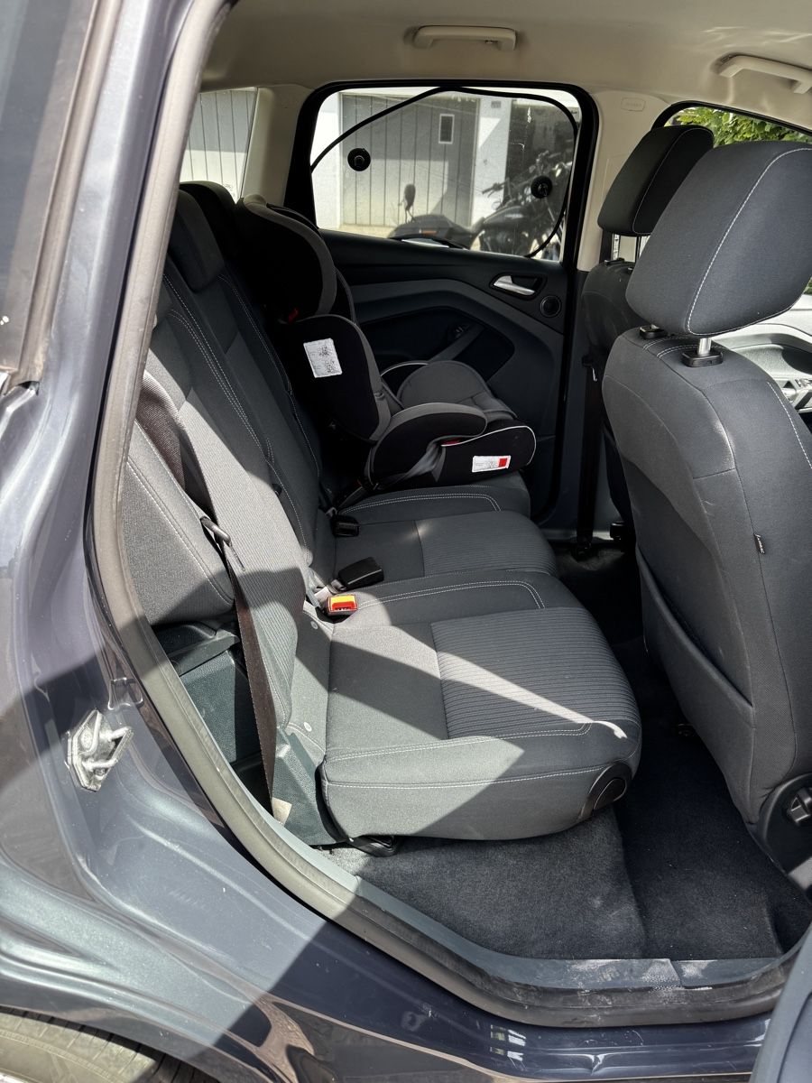 Ford Automobili: Ford C-Max – Usato da Horgen venduto da Atiq2025 2