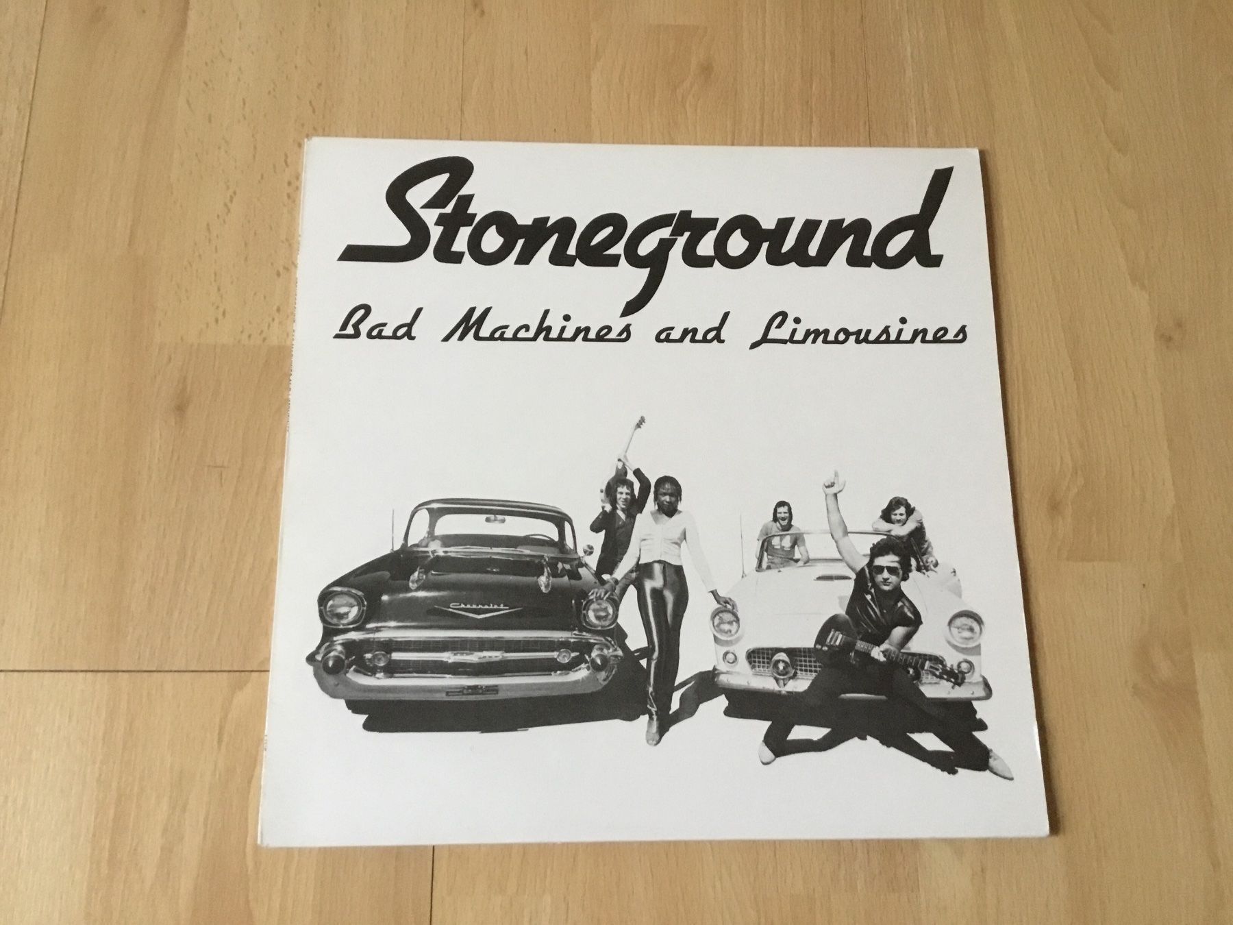 Dischi in vinile: Stoneground / Bad machines and limousine – Nuovo (secondo la descrizione) da Kreuzlingen venduto da Schuggerman