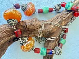 Ethno-Collier Tibet Stil Bernstein-, Koralle & Türkisoptik