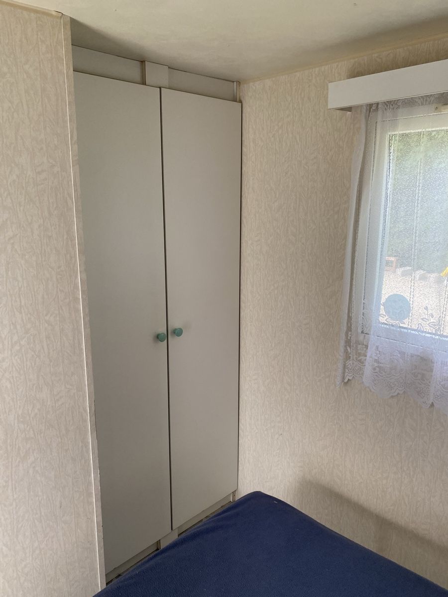 Mobilhome: Mobile Home 2 a 4 couchages. Bon état. – Gebraucht aus La Chaux-de-Fonds von analucie 4