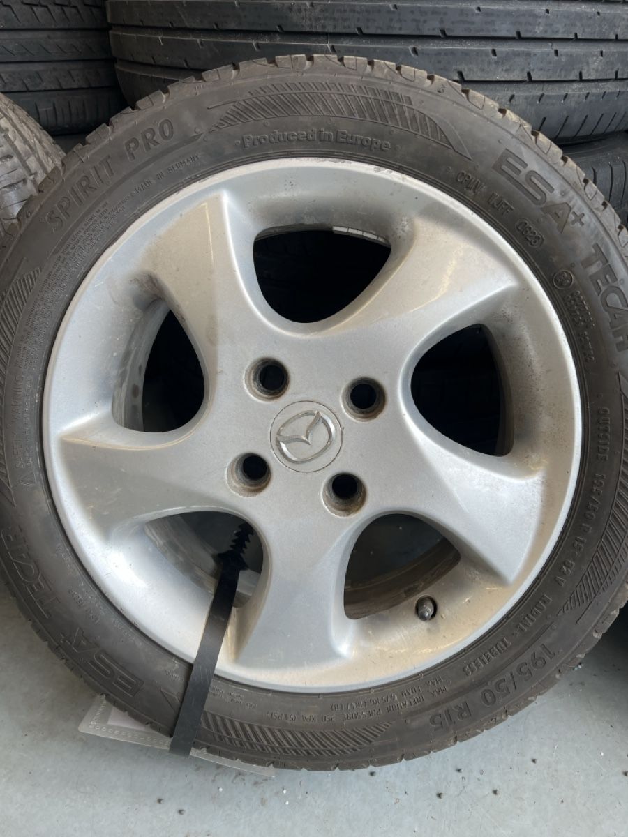 Pneumatici & Ruote complete: Kompletträder Mazda 2 – Usato da Russikon venduto da Crtracing 3