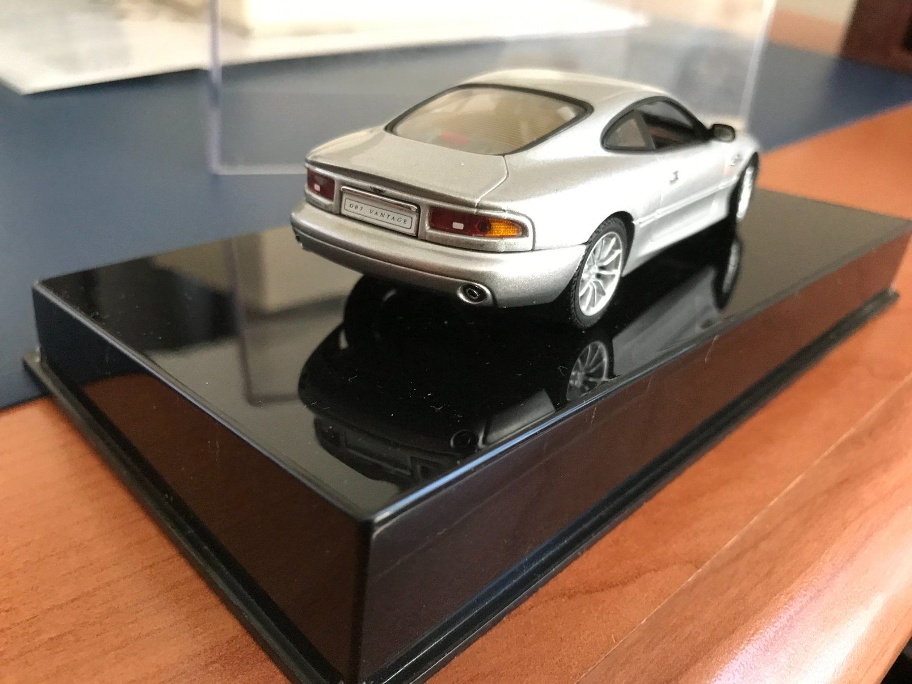 Autoart Modellautos: ASTON MARTIN - DB7 VANTAGE AUTOart - 1:43 - NEW – Neu (gemäss Beschreibung) aus Epalinges von dream-watch 4