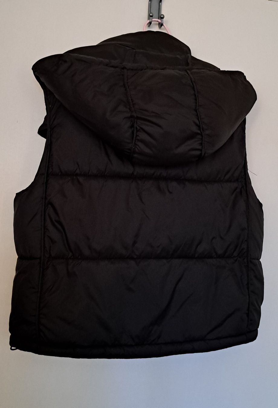 Zara Giacche: Doudoune sans manches "Zara" noire à capuche, taille M – Nuovo (secondo la descrizione) da Meyrin venduto da gazon02 1