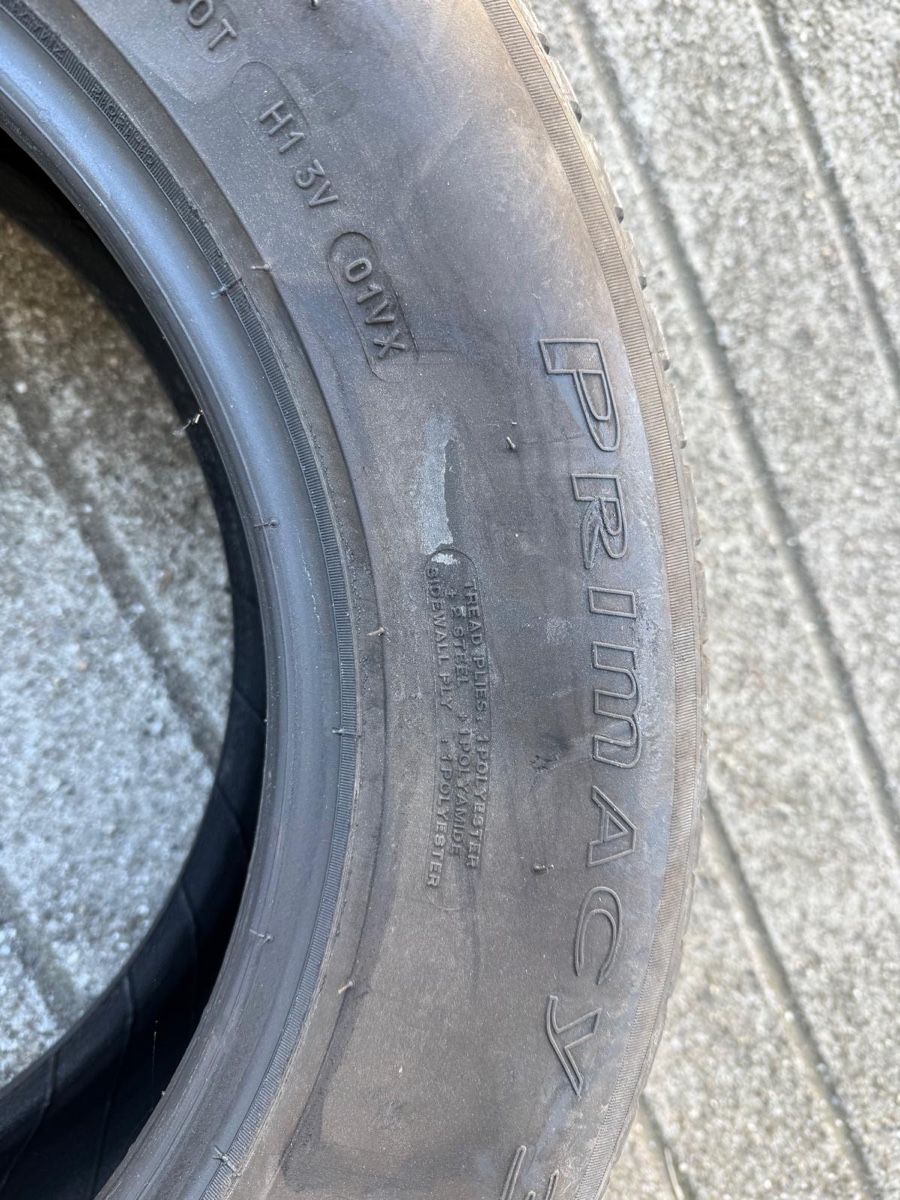 Pneumatici & Ruote complete: 4 Pneu – Usato da Landquart venduto da Toyota5 4