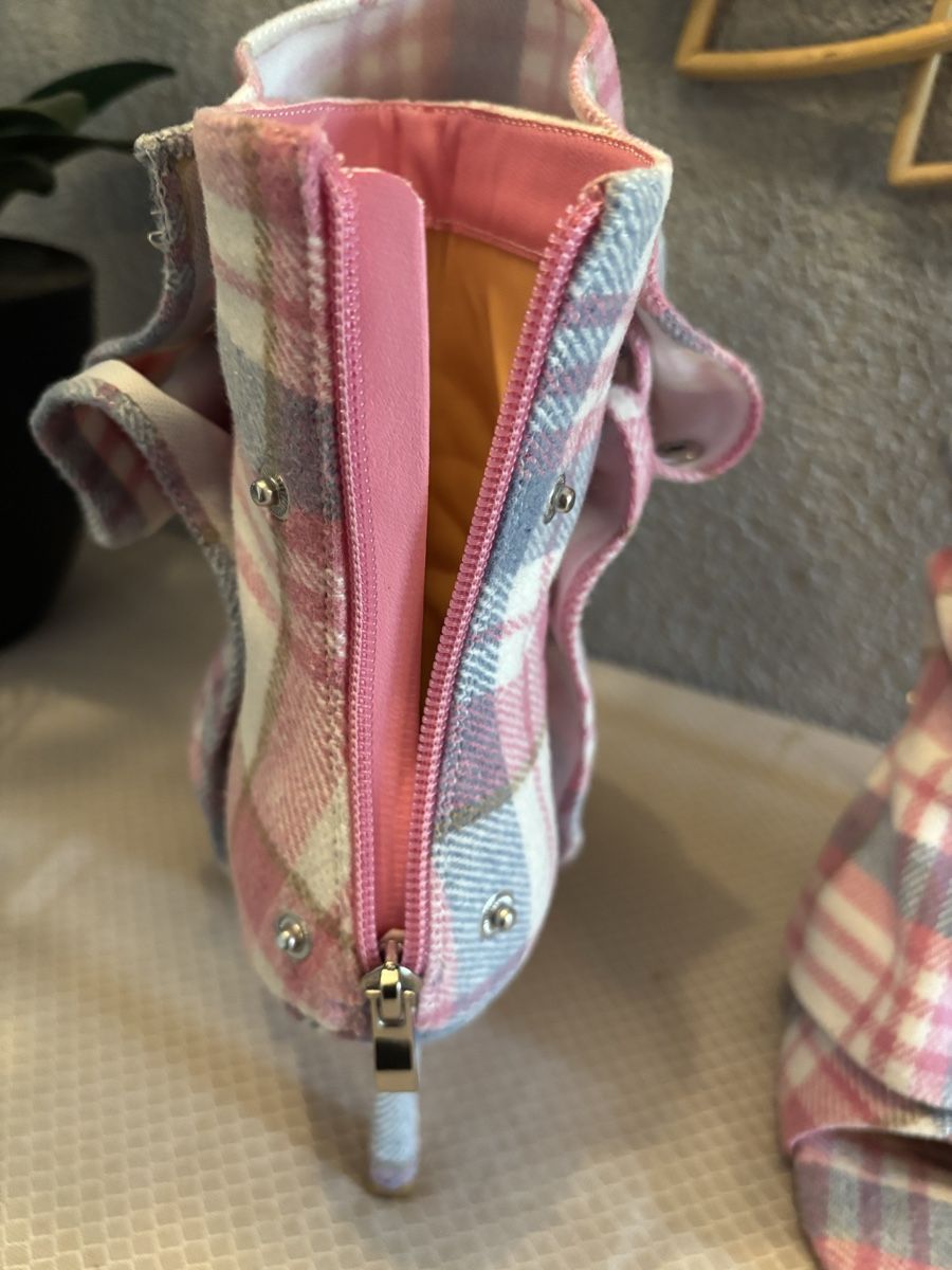 Scarpe da donna: Bottine à talon à vendre  – Nuovo (secondo la descrizione) da Sonceboz-Sombeval venduto da Luna_p1414 3
