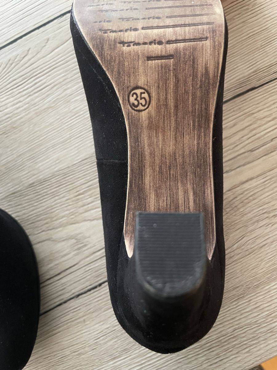 Tamaris Scarpe da donna: Schwarze Tamaris Pumps, Gr. 35 – Usato da Oberwil BL venduto da Petermib 3