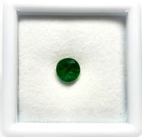 1x émeraude Zambie 5 mm (non traitées) - Valeur 180.- Fr