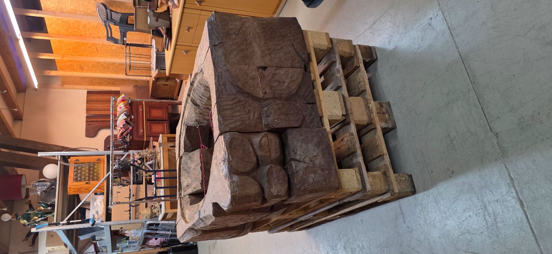 Tische: Einzigartig Holzskulptur Eiche Salontisch mit Granit Platte – Gebraucht aus Wittenbach von gruezi-schwiz 5