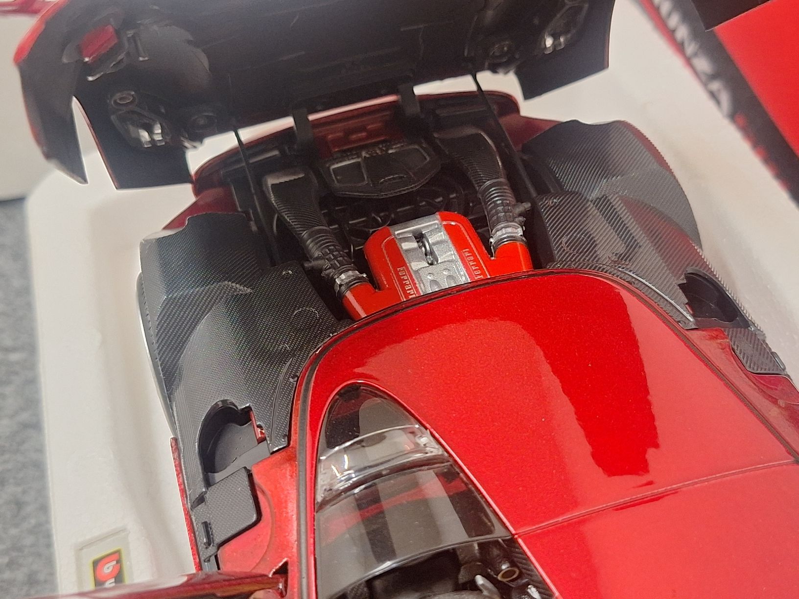 Bburago Modellini d'auto: Bburago Ferrari Monza SP1 1/18  – Nuovo (secondo la descrizione) da Grüt (Gossau ZH) venduto da wisdomio7 4