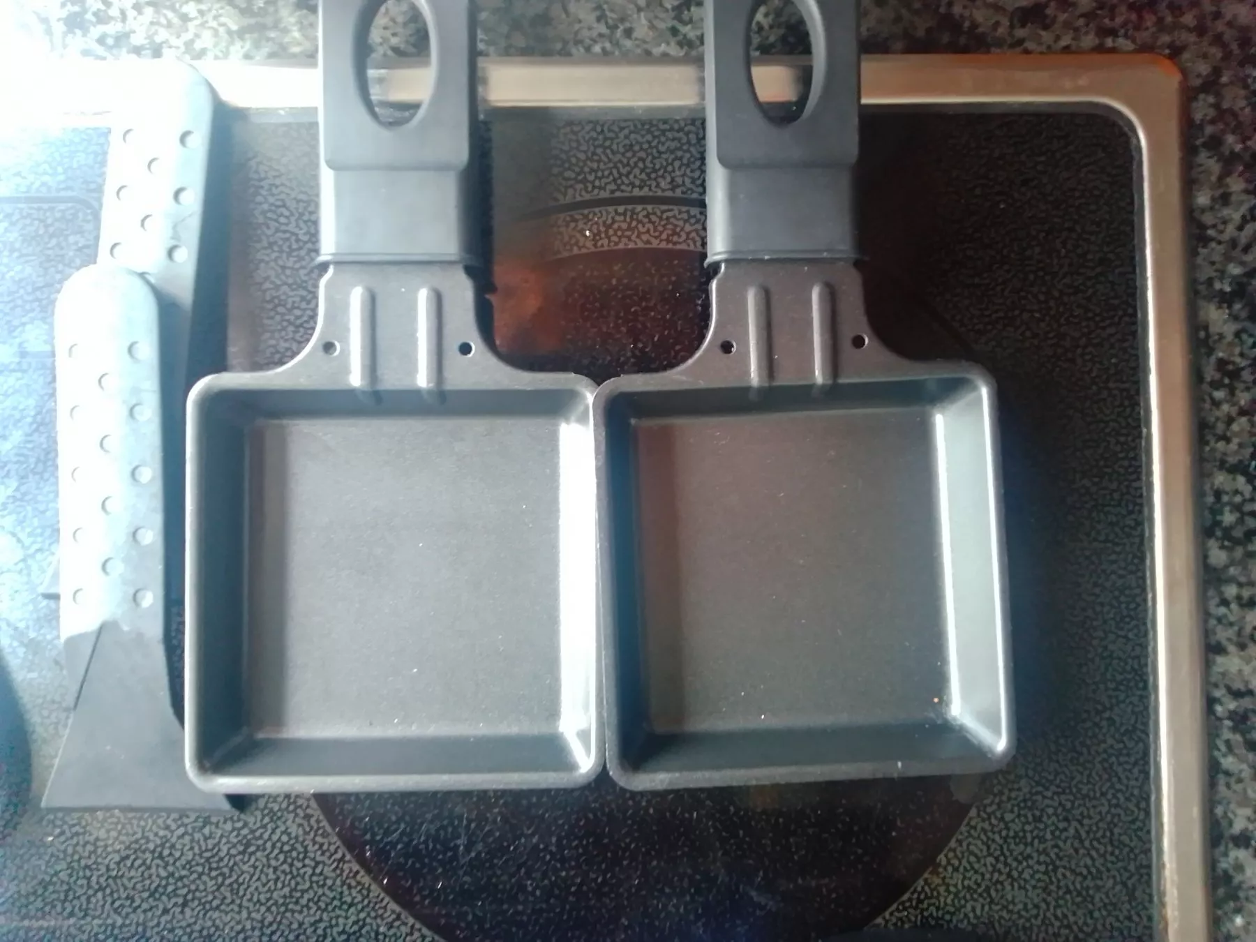Elettrodomestici da cucina: Raclette-Gerät – Usato da Giubiasco venduto da pagi2 4