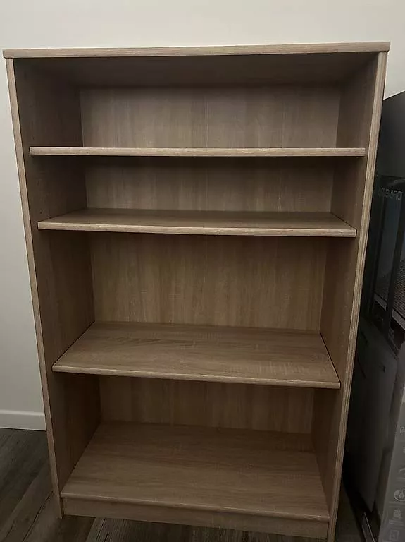 Scaffali: VENDO LIBRERIA – Usato da Gordola venduto da val_y59q