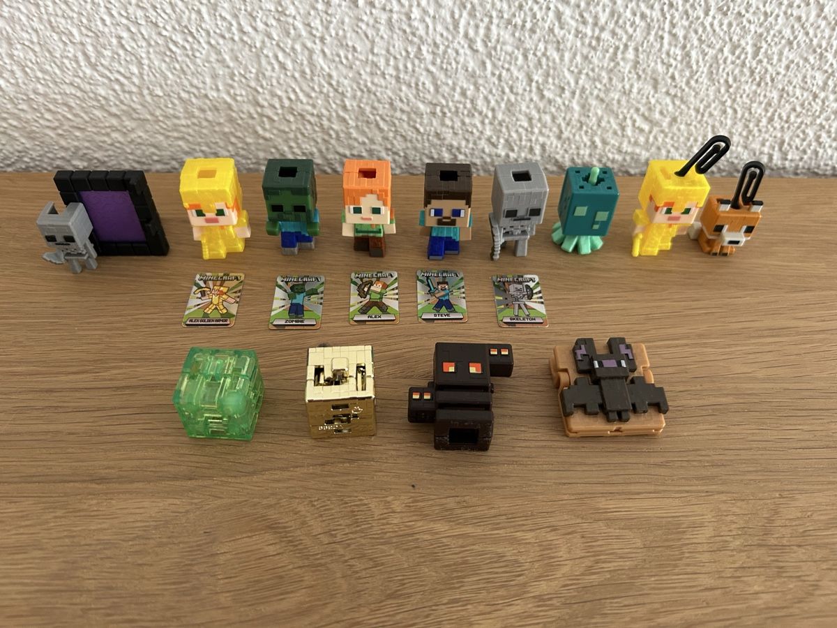 Giocattoli: 13 Minecraft Figuren von Kinder Joy  – Nuovo (secondo la descrizione) da Naters venduto da Gemschhtte 1