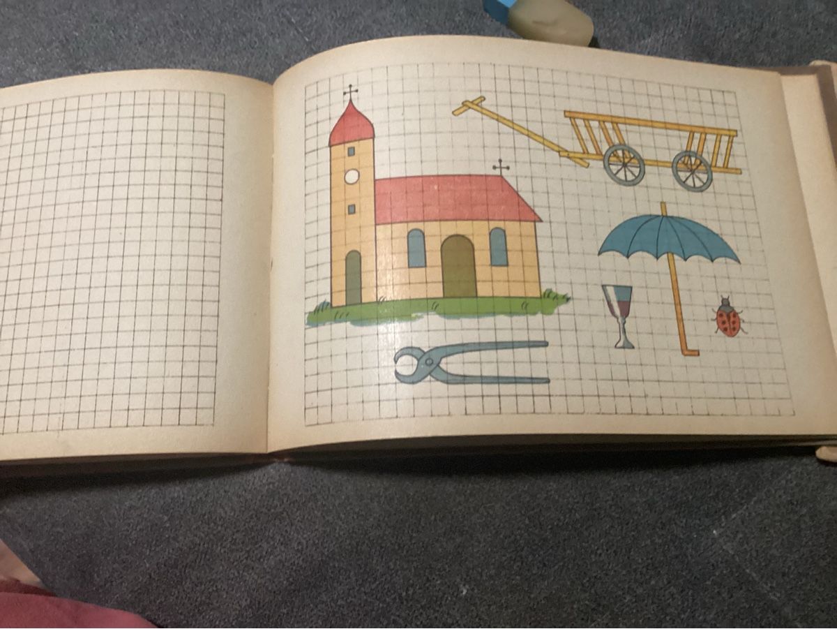 Libri: ANTIKES KINDER VORLAGEBUCH UM 1900 – Usato da Münchenstein venduto da NoSu98 2