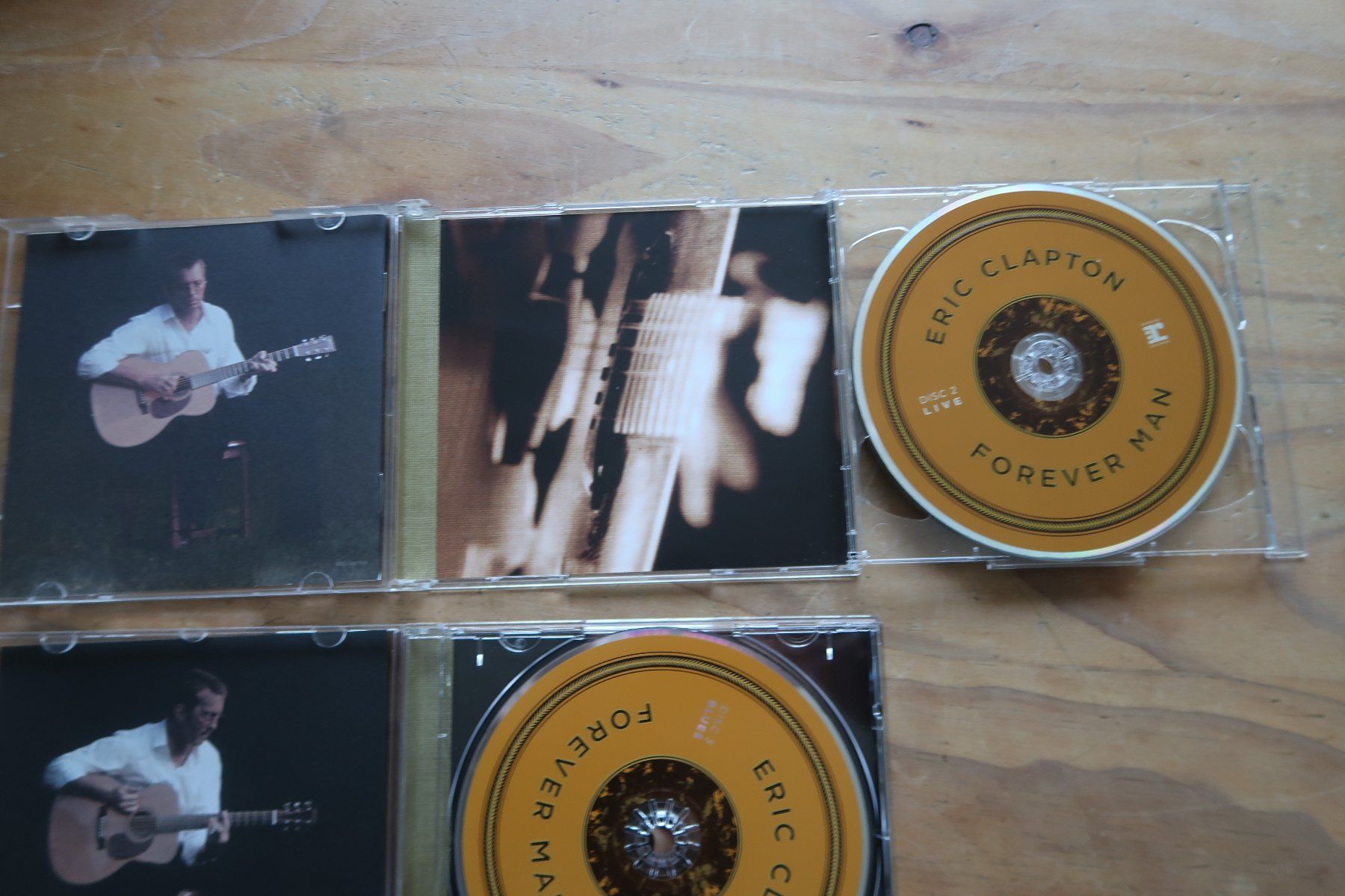 CD: ERIC CLAPTON - FOREVER MAN - BEST OF - 3x CD – Usato da Basel venduto da Patiscat 5