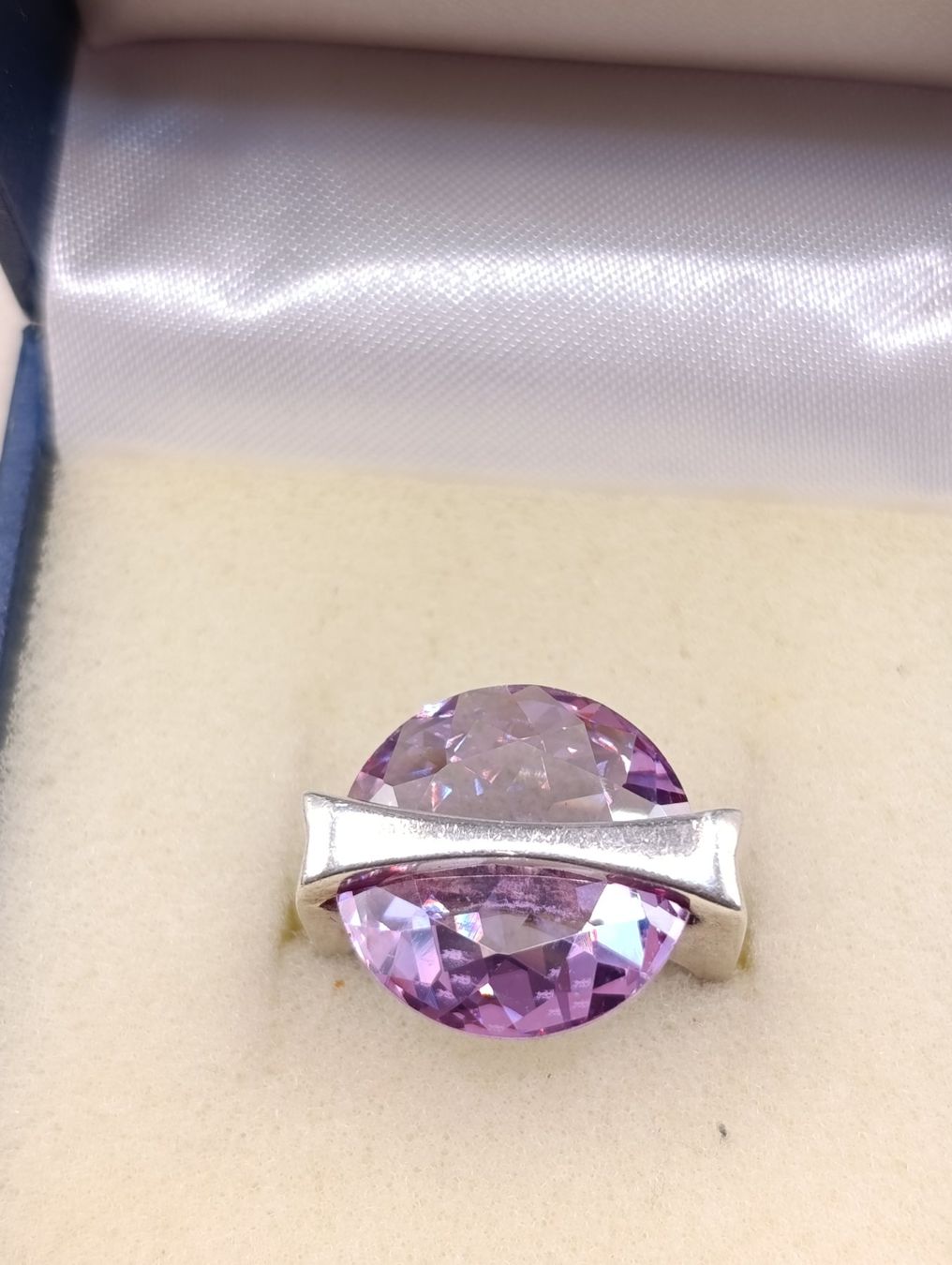 Anelli: Vintage 925er Silber wunderschöne Ring mit Amethyst Top – Usato da Steffisburg venduto da 1.Schmuckschatulle 3