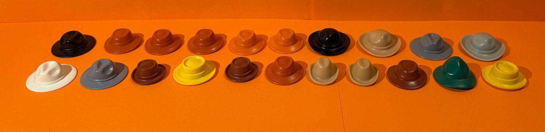 Playmobil Giocattoli: Playmobil 21 Westernhüte – Usato da Nesselnbach venduto da dennis83