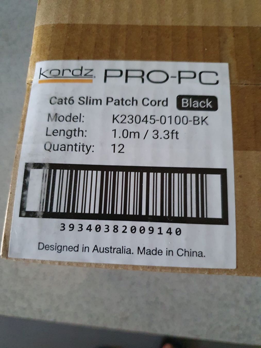 Kabel: 12x Ethernet Patch Cable 1m noir Pro UTP/CAT6 – Neu und originalverpackt aus Ueberstorf von Tommasomancini1947