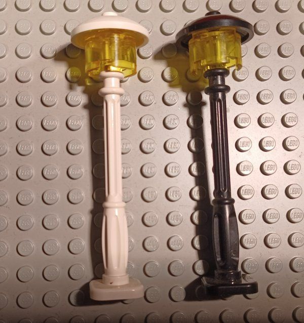 Lego Kit di costruzioni: Lego 2 Kandelaber candélabres Lampe -G05 – Usato da Morges venduto da cardeman61