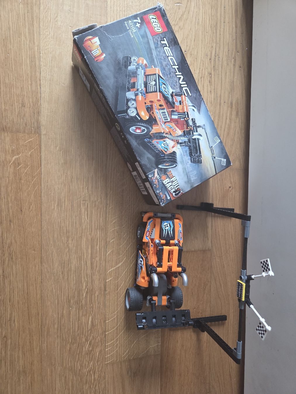 Lego Kit di costruzioni: Lego Technic 42104 Race Truck Pull Back - Komplett! – Usato da Winterthur venduto da Nour_Hadad 3