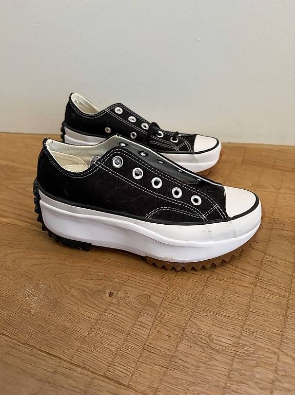 Herrenschuhe: Converse Schuhe – Neu und originalverpackt aus Basel von aganz