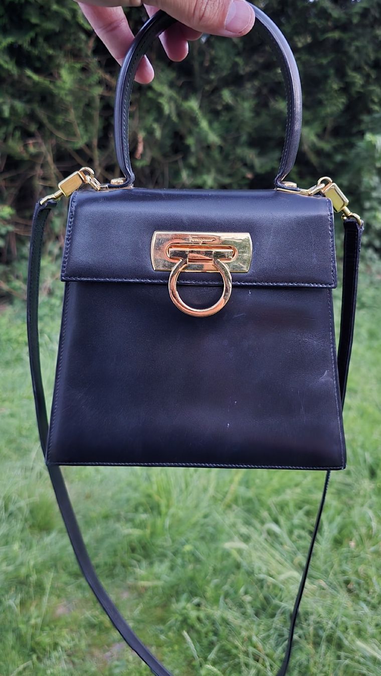 Salvatore Ferragamo Borse da donna: Sac à main Salvatoré Ferragamo Gancini – Usato da Cressier NE venduto da Oldwatch94
